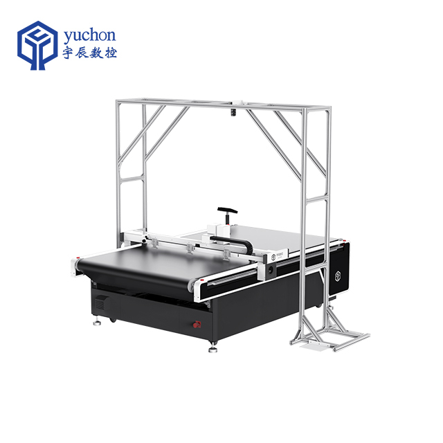 Máquina de corte CNC para tapete de chão/capa de assento de couro